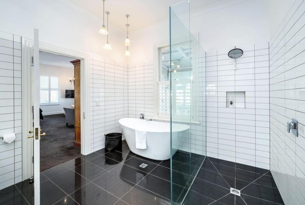 Altitude Studio Apartment Martinborough Extérieur photo